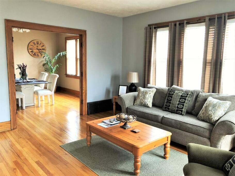 Home Near Zoo/College World Series/Downtown أوماها المظهر الخارجي الصورة