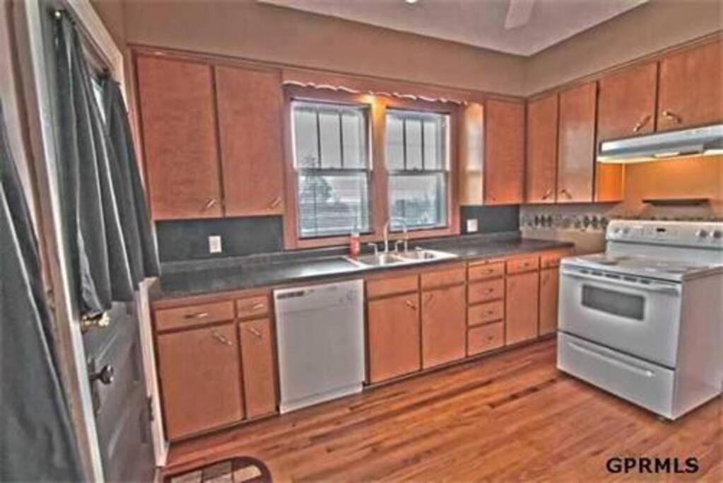 Home Near Zoo/College World Series/Downtown أوماها المظهر الخارجي الصورة