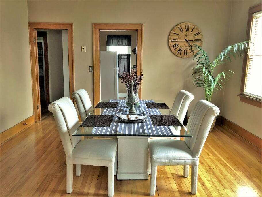 Home Near Zoo/College World Series/Downtown أوماها المظهر الخارجي الصورة
